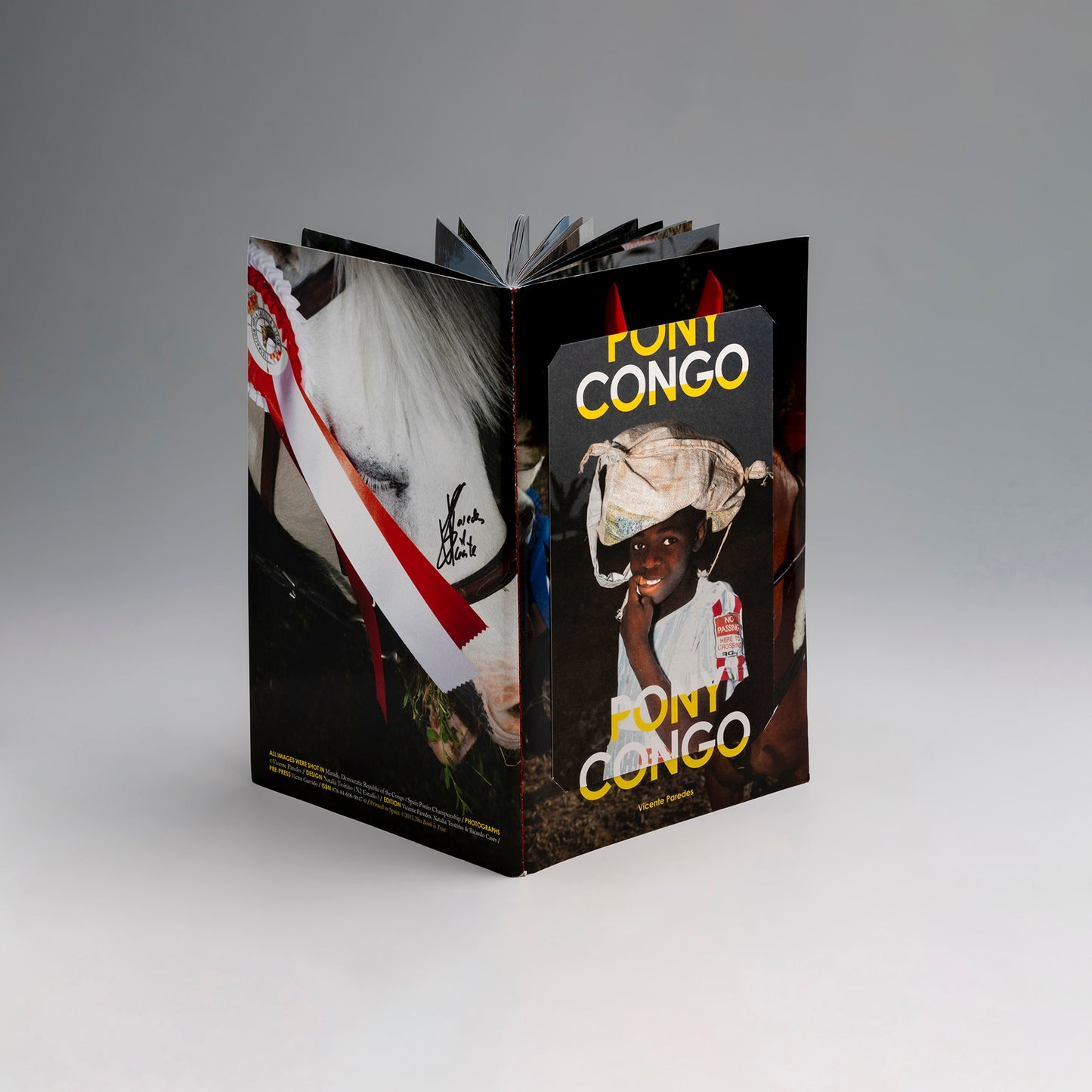 Pony Congo by Vicente Paredes SIGNED